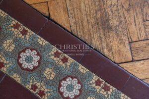 Bordeaux – Saint-Genès | Hôtel Particulier à Rénover avec Jardin de 550 m² et Piscine