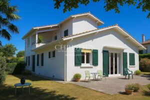 Villa a rénover en ville d'hiver