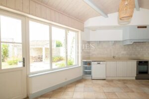 Maison familiale au coeur du village à deux pas de la mer