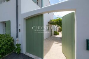 Maison familiale au coeur du village à deux pas de la mer