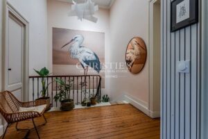 BORDEAUX - MAISON DE MAÎTRE AVEC GARAGE ET PISCINE