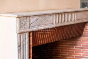 Jardin Public - Appartement de 95m² - superbes prestations anciennes