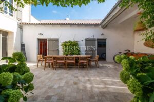 ILE DE RE- VILLA ET SON ANNEXE AVEC VUE SUR LES MARAIS - A PROXIMITE DU PORT DE LOIX