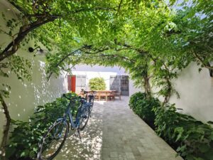 LOIX-EN-RE - MAGNIFIQUE VILLA AVEC VUE PANORAMIQUE  SUR LES MARAIS ET L'OCEAN