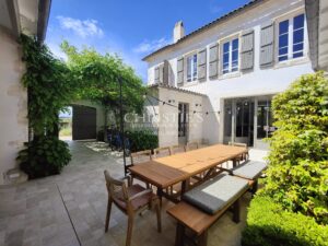 LOIX-EN-RE - MAGNIFIQUE VILLA AVEC VUE PANORAMIQUE  SUR LES MARAIS ET L'OCEAN