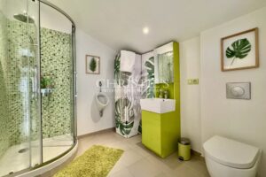 Élégant Manoir du XIXe Siècle alliant Charme Historique et Confort Moderne à proximité de Saint-Jean-d’Angély