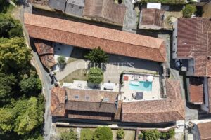 Elegant 19th-Century cognac estate with Historic Charm and Modern Comfort, between Cognac and La Rochelle
