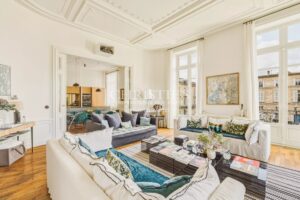 Jardin public - bien d'exception - adresse prestigieuse