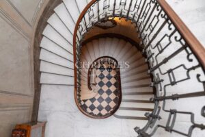 LIBOURNE: Treat yourself to the most beautiful house in the town centre