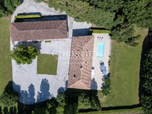 Superb 18th-Century Property on 5.8 Hectares Along the Banks of the Dordogne