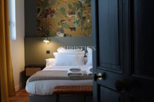 LA ROCHELLE VIEUX-PORT - MAISON DE CARACTERE A DEUX PAS DES COMMERCES