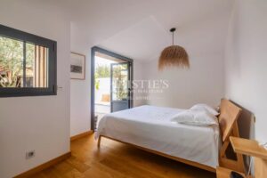 Bruges - Maison d'environ 200m² avec jardin et piscine