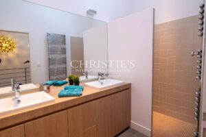 Une Villa exclusive, un trésor caché, l'âme de La Flotte en héritage