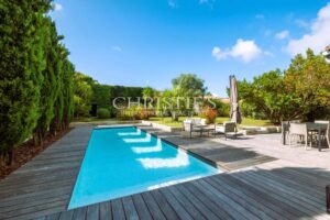 Une Villa exclusive, un trésor caché, l'âme de La Flotte en héritage