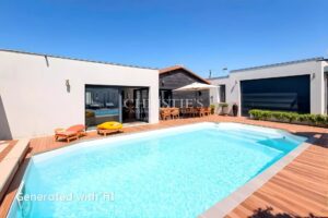 Lumineuse Maison et sa piscine à 10 min des plages de Châtelaillon