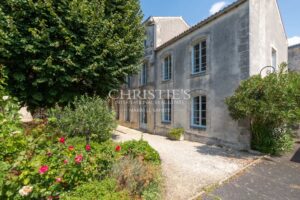 APPARTEMENT D'EXCEPTION DUPLEX RÉNOVÉ 70 m², AU PIED DE LA TOUR DE LA LANTERNE