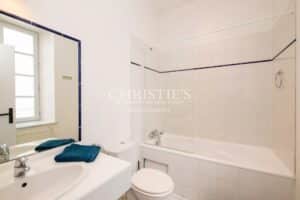 APPARTEMENT D'EXCEPTION DUPLEX RÉNOVÉ 70 m², AU PIED DE LA TOUR DE LA LANTERNE