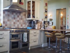 Saint Emilion region - Elegant family-sized Chateau