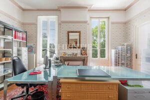 Stunning chateau with professional equestrian facilities