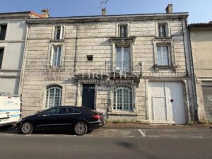 Une propriété de caractère à 5 min du centre d'Angoulême