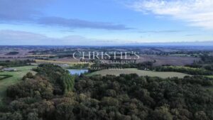 Résidence moderne et élégante avec appartement et piscine