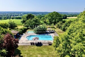 Exceptional estate near Aubeterre-sur-Dronne