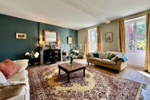 Exceptional estate near Aubeterre-sur-Dronne