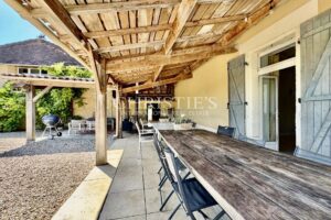Exceptional estate near Aubeterre-sur-Dronne