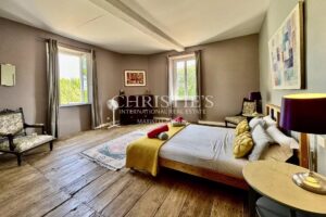 Exceptional estate near Aubeterre-sur-Dronne