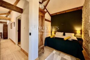 Exceptional estate near Aubeterre-sur-Dronne