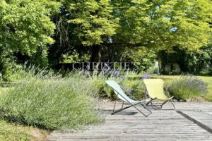 Exceptional estate near Aubeterre-sur-Dronne