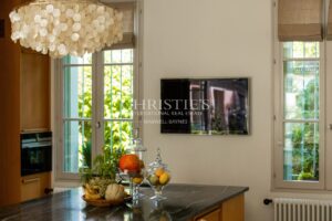 Cauderan - Elégante maison en pierre, piscine et jardin