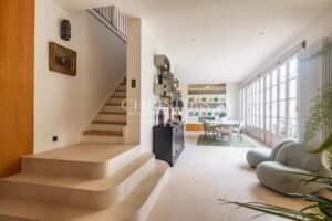 Cauderan - Elégante maison en pierre, piscine, jardin et stationnement