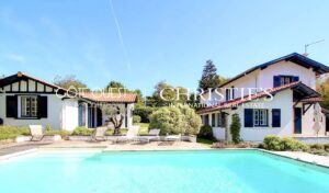 À vendre Guéthary - Villa avec piscine et dépendance