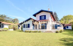 À vendre Guéthary - Villa avec piscine et dépendance