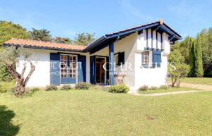 À vendre Guéthary - Villa avec piscine et dépendance