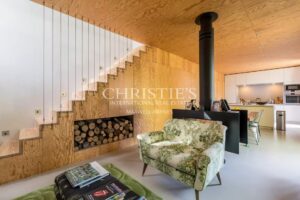 Romantic Country Château with Guesthouses and Space for Professional Activities