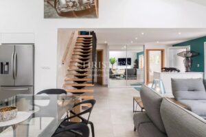 Centre ville- 10 min de l'océan -Maison familiale parfaitement rénovée, dépendance, garage, 5 chambres