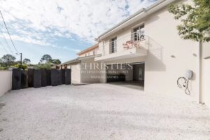 Centre ville- 10 min de l'océan -Maison familiale parfaitement rénovée, dépendance, garage, 5 chambres