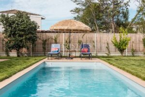 Centre ville- 10 min de l'océan -Maison familiale parfaitement rénovée, dépendance, garage, 5 chambres