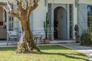 MAGNIFIQUE VILLA GAUME AVEC PISCINE ET 6 CHAMBRES