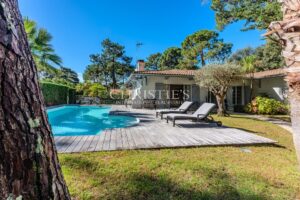 MAGNIFIQUE VILLA GAUME AVEC PISCINE ET 6 CHAMBRES