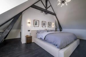 Très beau château rénové du 19ème siècle