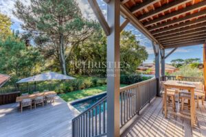 La Teste-de-Buch – Contemporary Villa with Pool