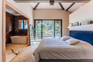 La Teste-de-Buch – Contemporary Villa with Pool