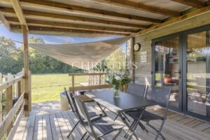 Magnifique conversion d'une grange du XVIe siècle comprenant une charmante « Petite Escapade », nichée sur 3 hectares