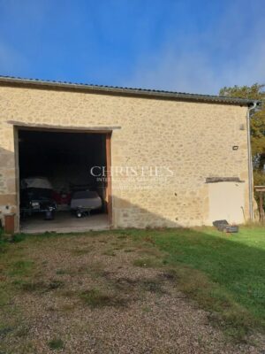 Magnifique Séchoir à tabac du XVIe siècle comprenant une charmante « Petite Escapade », nichée sur 3 hectares
