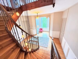 LA ROCHELLE - PROPRIETE DE CARACTERE AVEC PARC ARBORE A 10 MINUTES DE LA PLACE DU MARCHE