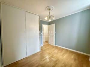 Character apartment in the heart of town