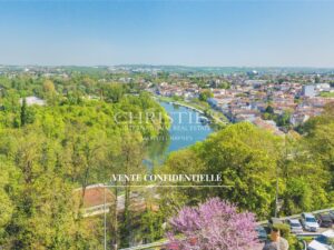 A Secret Passed Through the Centuries